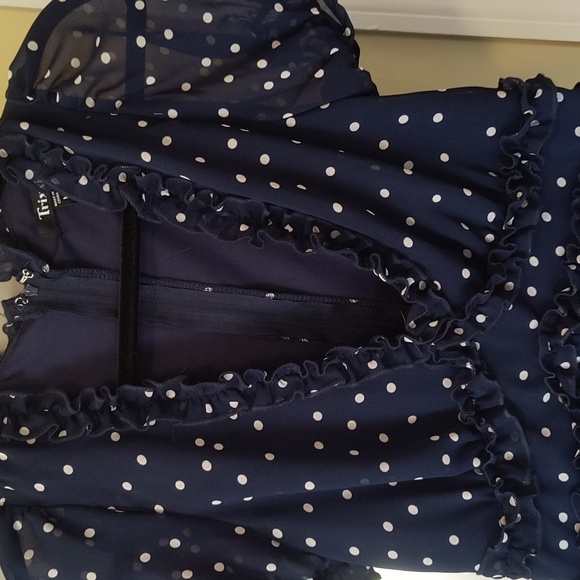 Romper - Picture 2 of 9